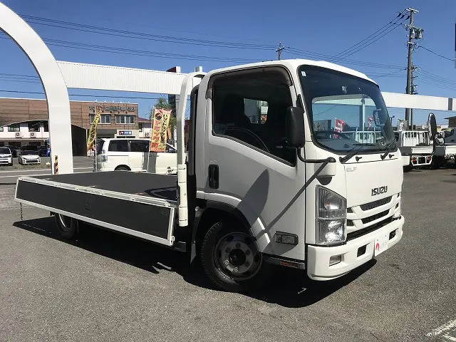 いすゞ エルフ TPG-NPR85AR(2WD)の写真10