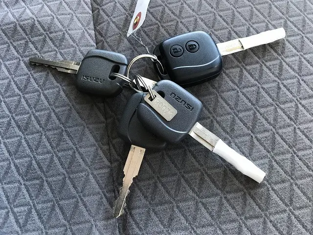 いすゞ エルフ TPG-NPR85AR(2WD)の写真25
