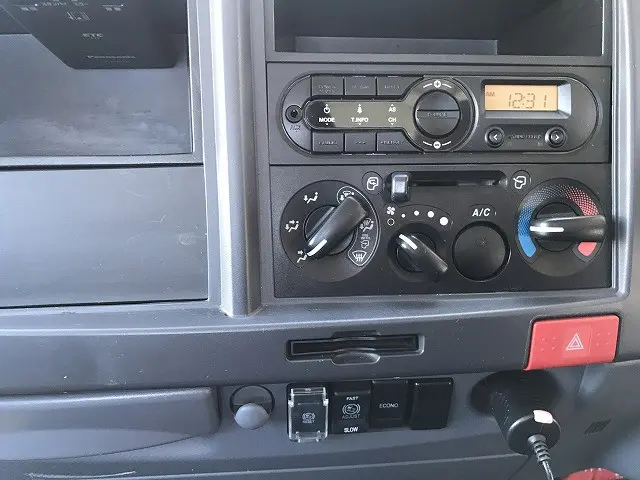 いすゞ エルフ TPG-NPR85AR(2WD)の写真29