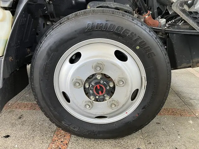 いすゞ エルフ TRG-NJS85A(4WD)の写真27