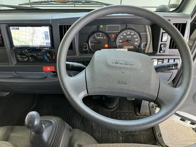 いすゞ エルフ TRG-NJS85A(4WD)の写真47