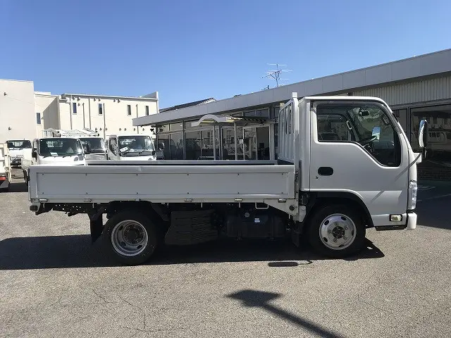 いすゞ エルフ TRG-NJS85A(4WD)の写真5