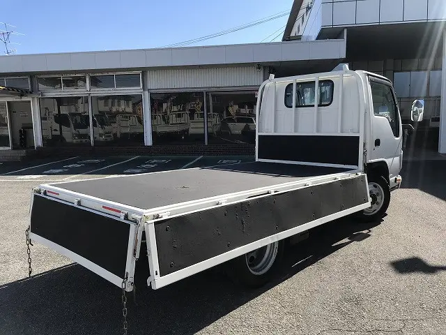 いすゞ エルフ TRG-NJS85A(4WD)の写真15