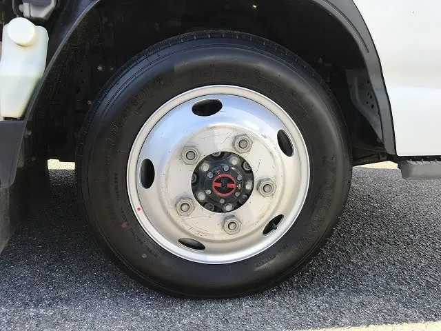いすゞ エルフ TRG-NJS85A(4WD)の写真40