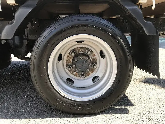 いすゞ エルフ TRG-NJS85A(4WD)の写真42