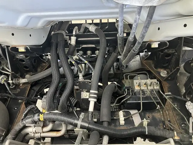 いすゞ エルフ TPG-NHS85A(4WD)の写真23