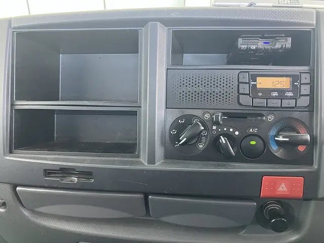 いすゞ エルフ TPG-NHS85A(4WD)の写真40
