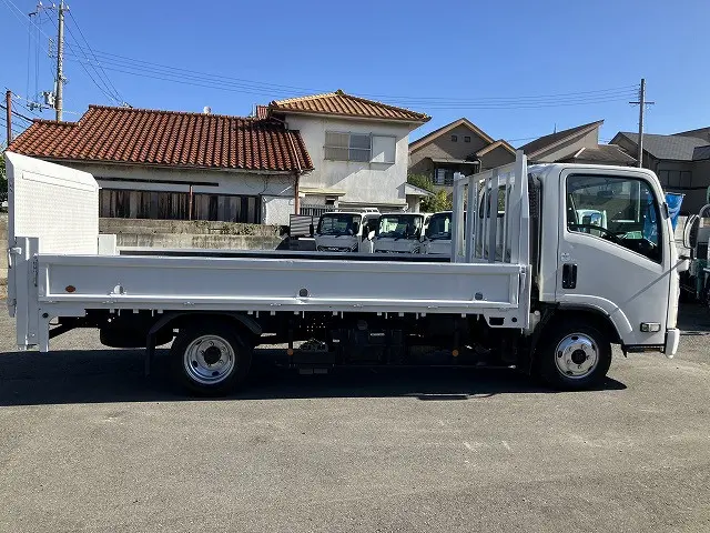 いすゞ エルフ TKG-NPR85AN(2WD)の写真5