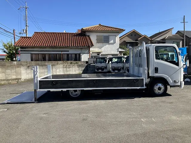いすゞ エルフ TKG-NPR85AN(2WD)の写真12