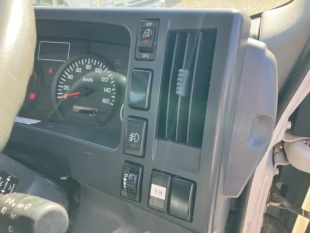 いすゞ エルフ TKG-NPR85AN(2WD)の写真28