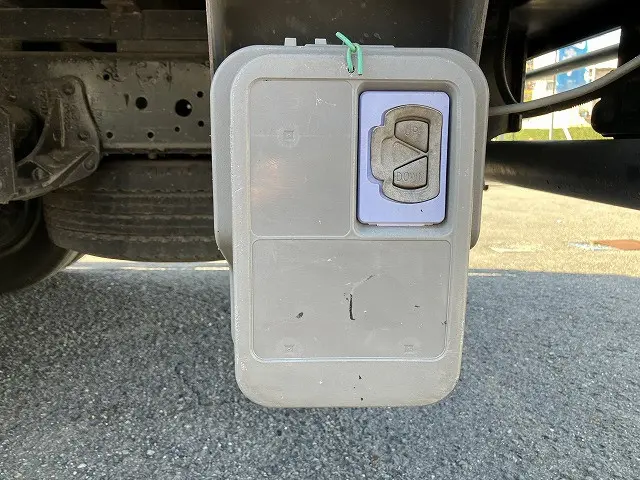 いすゞ エルフ TKG-NPR85AN(2WD)の写真50