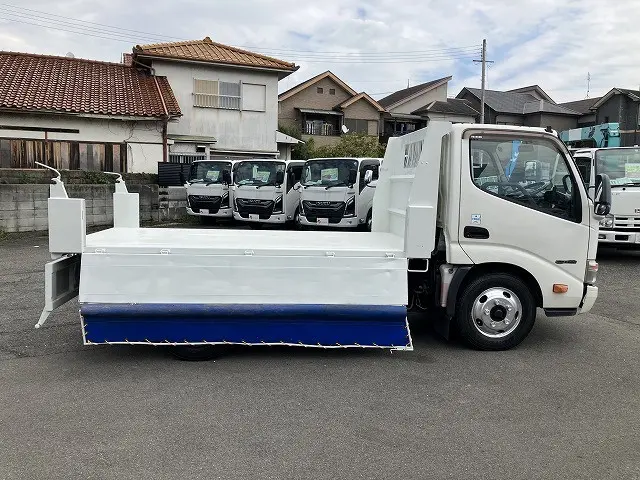 日野 デュトロ TKG-XZU630T(2WD)の写真12