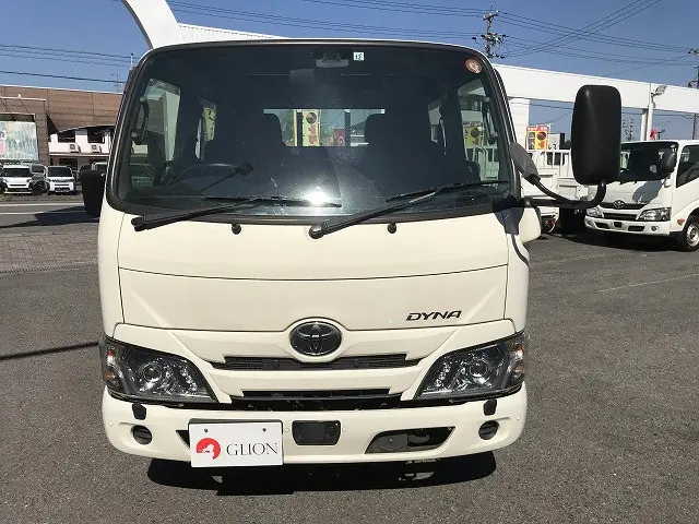 トヨタ ダイナ 2PG-GDY231(2WD)の写真2