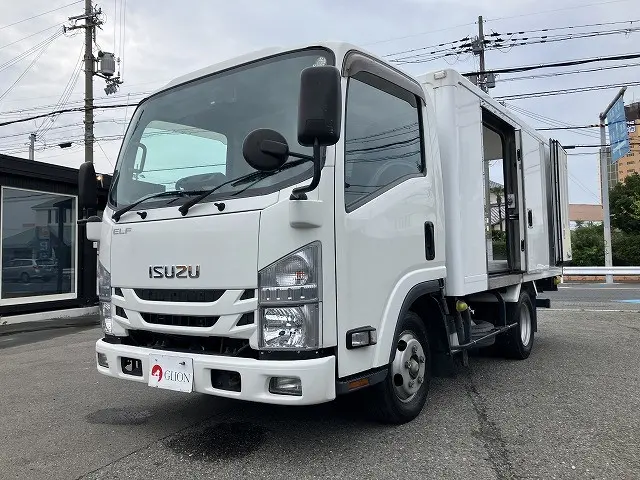 いすゞ エルフ 2RG-NLR88AN(2WD)の写真9