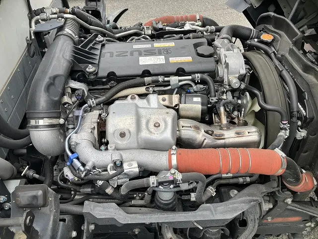 いすゞ エルフ 2RG-NLR88AN(2WD)の写真45