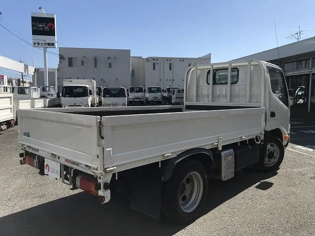 日野 デュトロ 2RG-XZU605M(2WD)の写真6