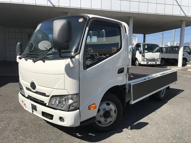 日野 デュトロ 2RG-XZU605M(2WD)の写真9