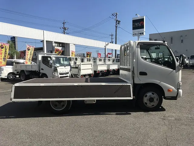 日野 デュトロ 2RG-XZU605M(2WD)の写真15