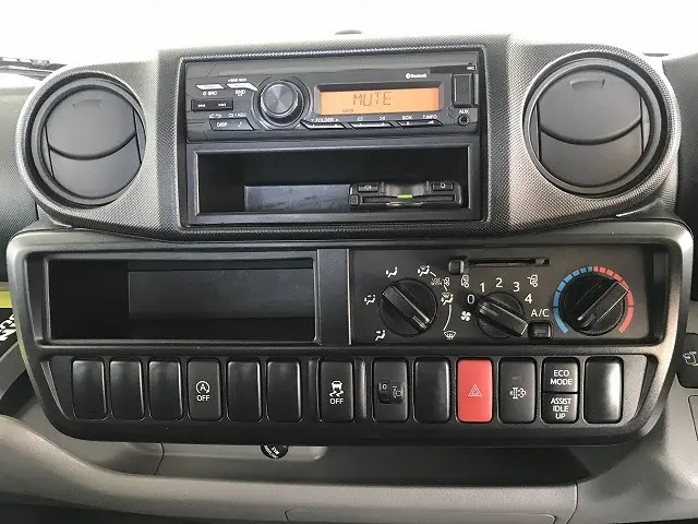 日野 デュトロ 2RG-XZU605M(2WD)の写真26