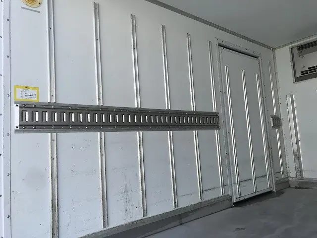 三菱 キャンター TPG-FBA50(2WD)の写真22
