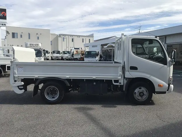 トヨタ トヨエース TPG-XZC605(2WD)の写真8