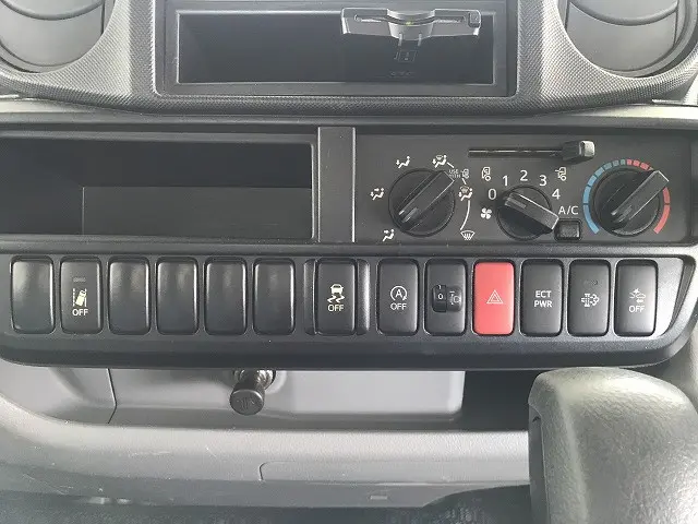 トヨタ トヨエース TPG-XZC605(2WD)の写真30
