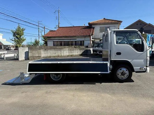いすゞ エルフ 2RG-NJS88A(4WD)の写真12