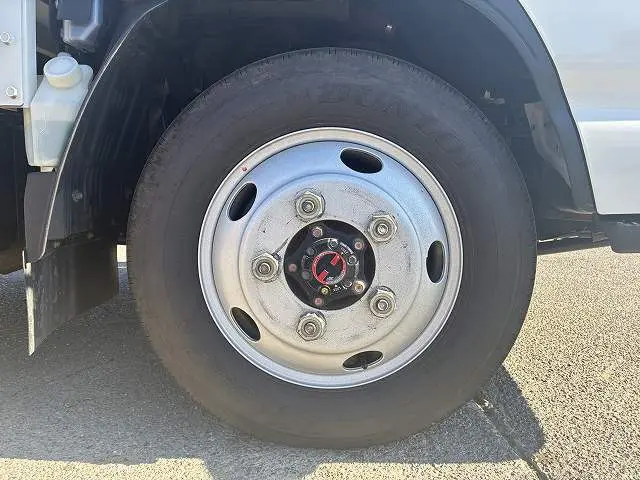 いすゞ エルフ 2RG-NJS88A(4WD)の写真24