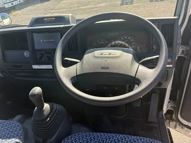 いすゞ エルフ 2RG-NJS88A(4WD)の写真36