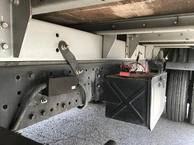 三菱 キャンター PDG-FE74DV(2WD)の写真43