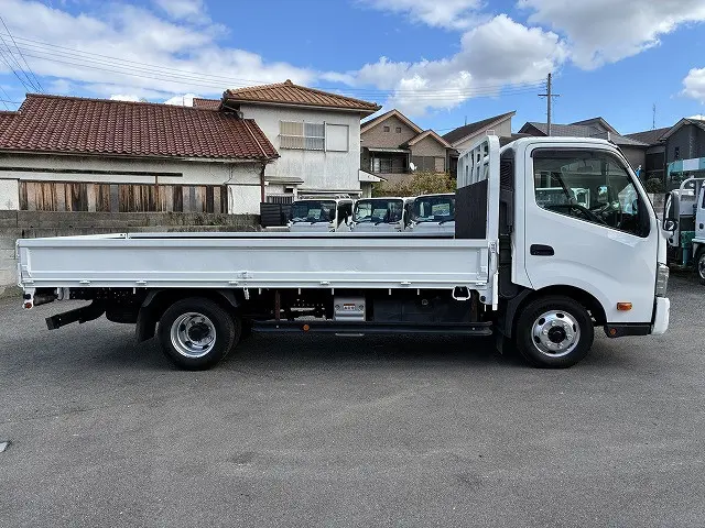 日野 デュトロ 2RG-XZU712M(2WD)の写真5