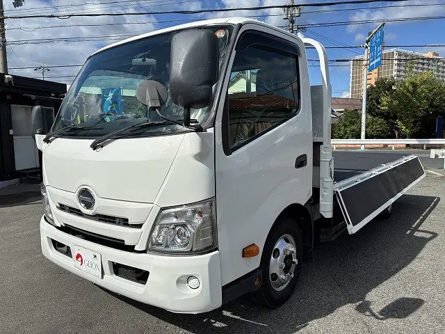 日野 デュトロ 2RG-XZU712M(2WD)の写真9