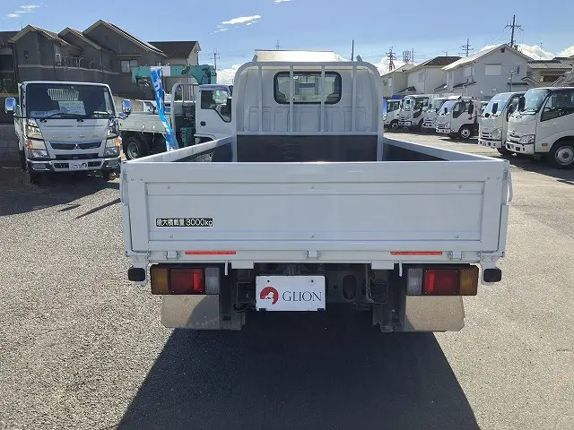 いすゞ エルフ TRG-NKR85A(2WD)の写真7
