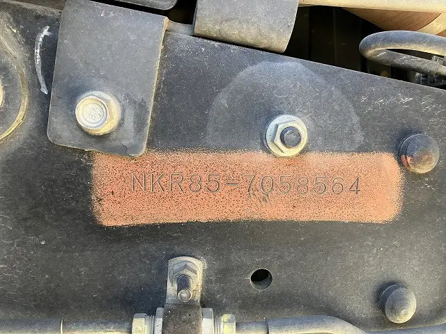 いすゞ エルフ TRG-NKR85A(2WD)の写真21