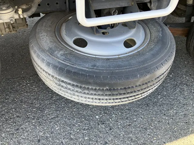 いすゞ エルフ TRG-NKR85A(2WD)の写真32