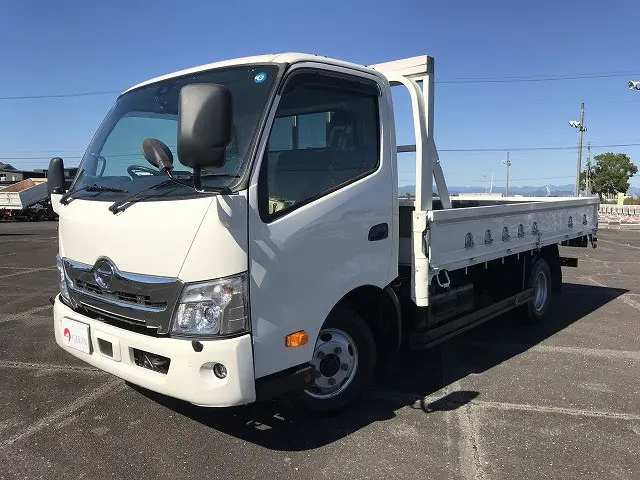 日野 デュトロ 2KG-XZU775M(4WD)の写真1