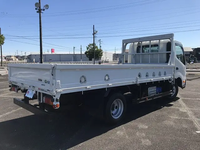 日野 デュトロ 2KG-XZU775M(4WD)の写真6