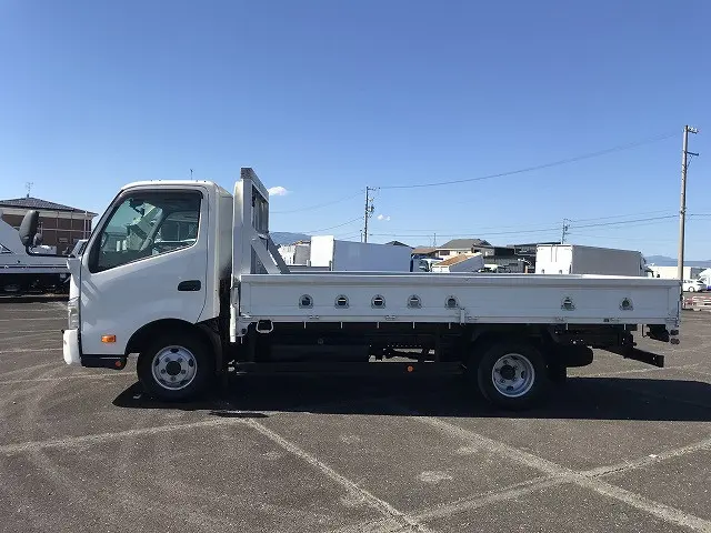 日野 デュトロ 2KG-XZU775M(4WD)の写真7