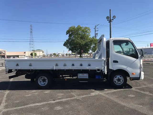 日野 デュトロ 2KG-XZU775M(4WD)の写真8