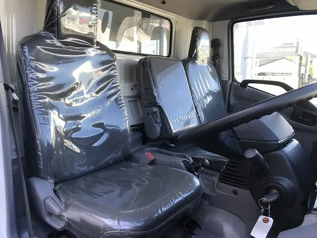 日野 デュトロ 2KG-XZU775M(4WD)の写真37