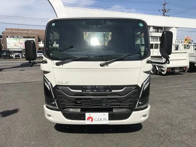 いすゞ エルフ 2TG-NKR88AF(2WD)の写真2