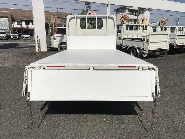 いすゞ エルフ 2TG-NKR88AF(2WD)の写真12