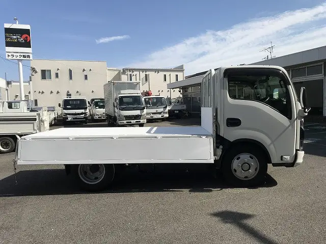 いすゞ エルフ 2TG-NKR88AF(2WD)の写真15