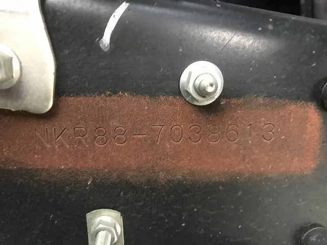 いすゞ エルフ 2TG-NKR88AF(2WD)の写真21