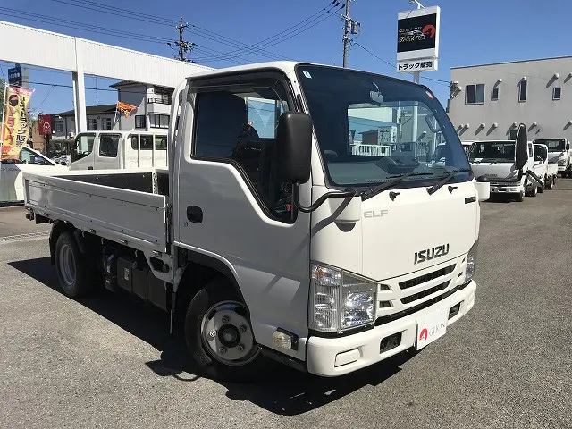 いすゞ エルフ 2RG-NJR88A(2WD)の写真3