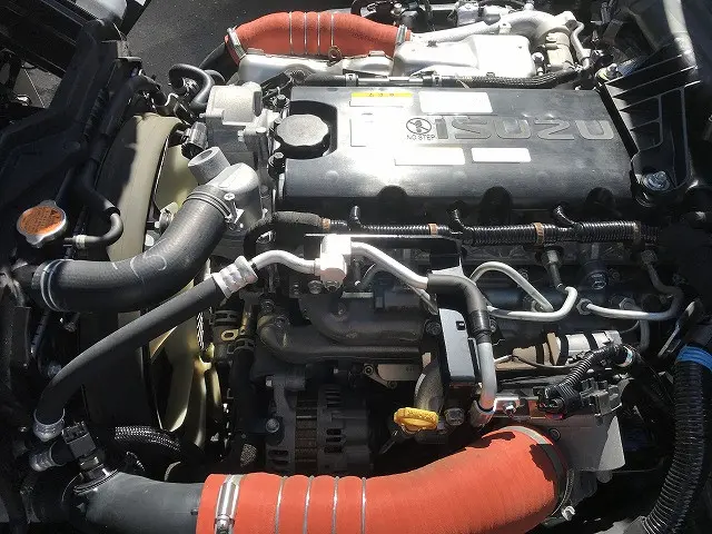 いすゞ エルフ 2RG-NJR88A(2WD)の写真17