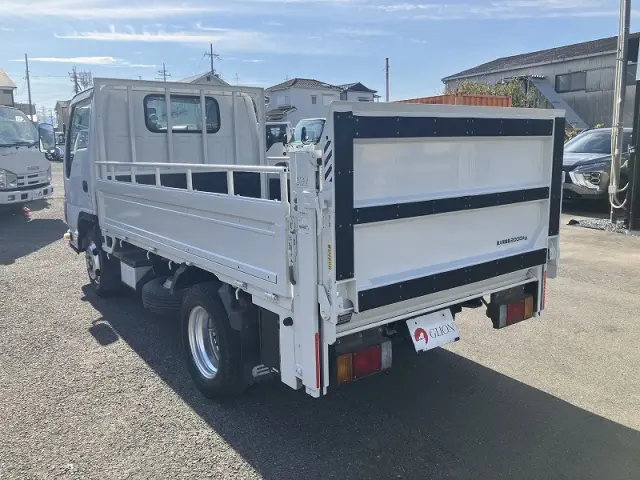 いすゞ エルフ TRG-NJR85A(2WD)の写真6