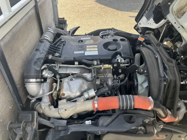 いすゞ エルフ TRG-NJR85A(2WD)の写真18