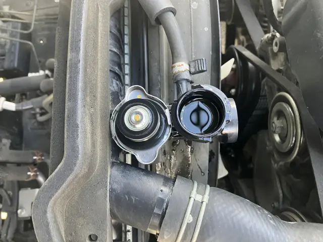 いすゞ エルフ TRG-NJR85A(2WD)の写真21