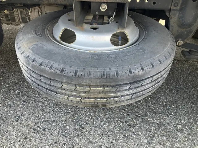 いすゞ エルフ TRG-NJR85A(2WD)の写真32